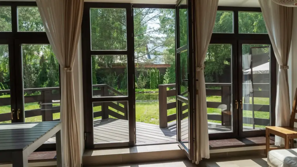 French Doors, photo 3