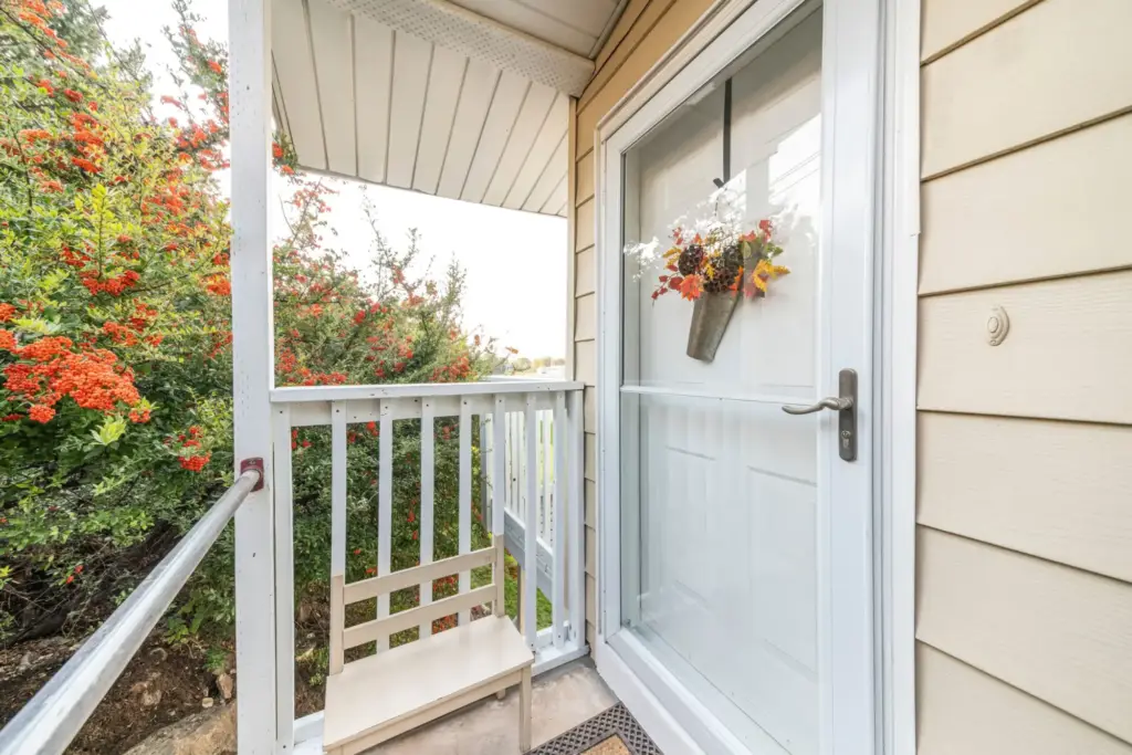 Storm Doors, photo 5